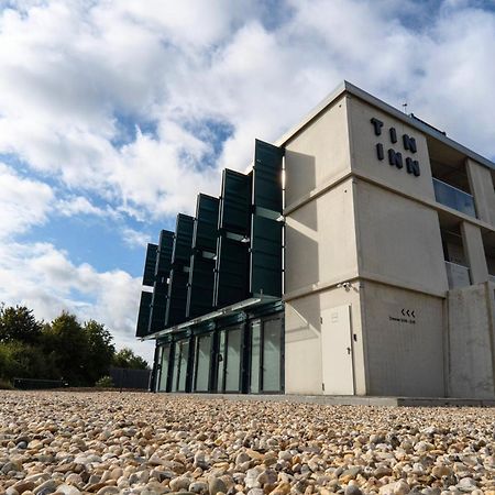 Tin Inn - Heinsberg - Das Hotel Aus Hochwertig Ausgebauten Ueberseecontainern Esterno foto